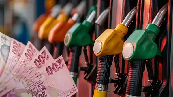 Akaryakıt fiyatlarına yapılacak tarihi zam belli oldu: Eşel mobil sistemi sona eriyor