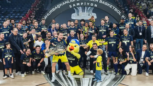 Bahçeşehir - Fenerbahçe Tarfin maçı ne zaman, saat kaçta, hangi kanalda? Şifresiz mi?