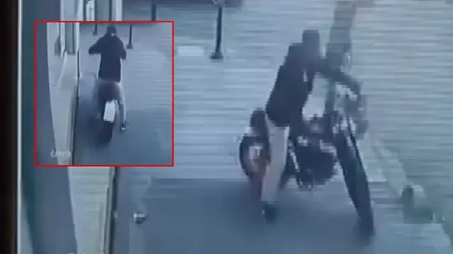 Zeytinburnu'nda rahat tavırlarla elektrikli bisiklet hırsızlığı: O anlar kamerada